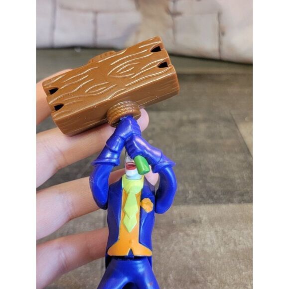 DC Comics McDonalds 2015 Joker toy figure - Picture 3 of 5